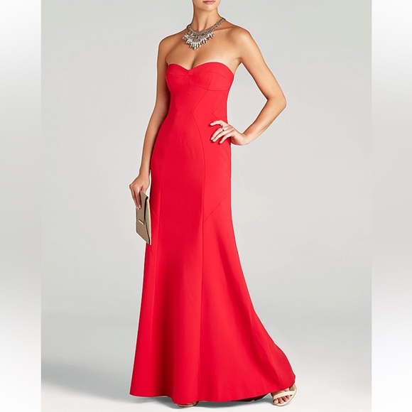 Dresses & Skirts - BCBGMaxAzria Surrey Red Strapless gown dress